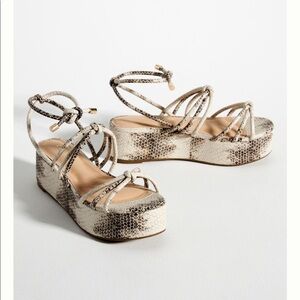 NWT Cecelia New York Snake Skin Platform Sandals